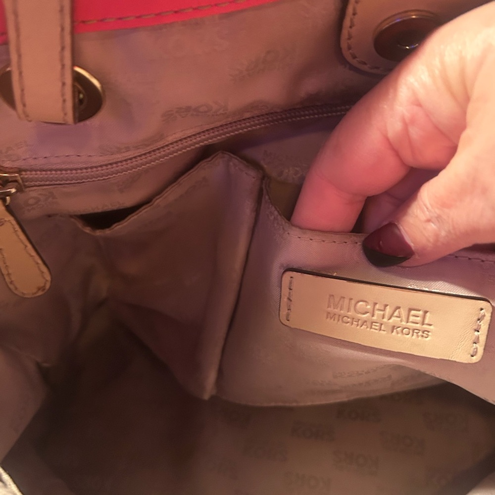 Michael Kors Vibrant Pink Tote Bag - Picture 5 of 8